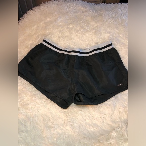 Lascana VENUS Black Women's Swim Coverup Shorts size 6 - Picture 2 of 12